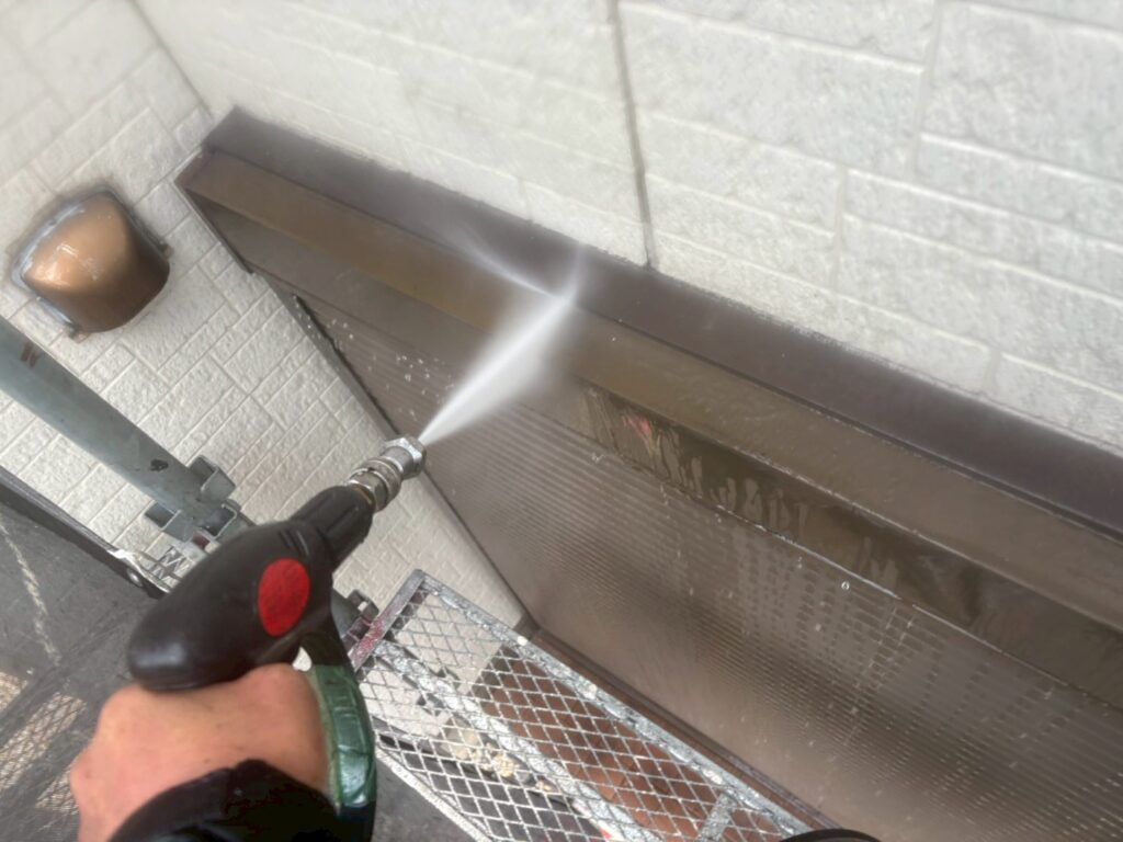 出窓板金高圧ジェット洗浄